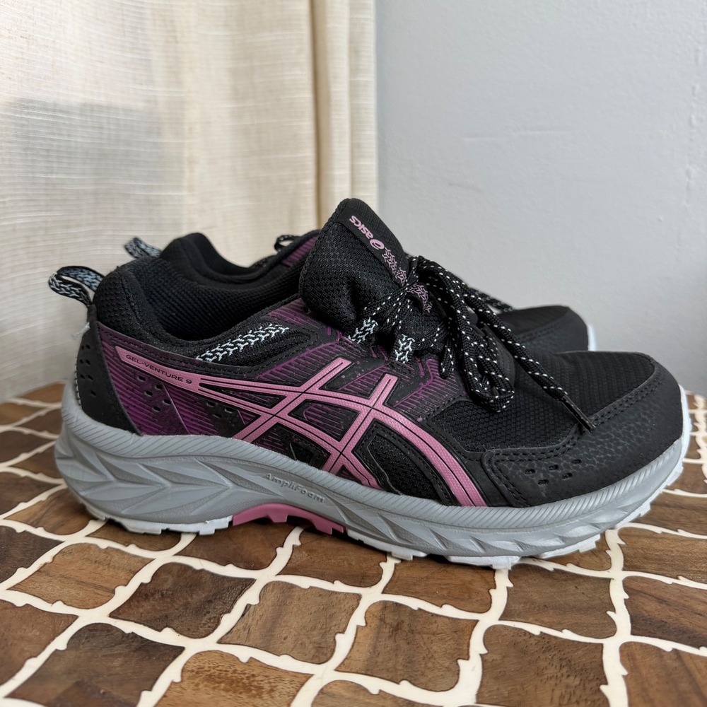 ASICS Women's Black and Purple Trail Sneakers